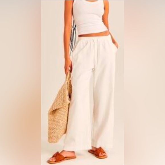 Abercrombie & Fitch Pants - Abercrombie Fitch Cream Wide-Leg Pants XL